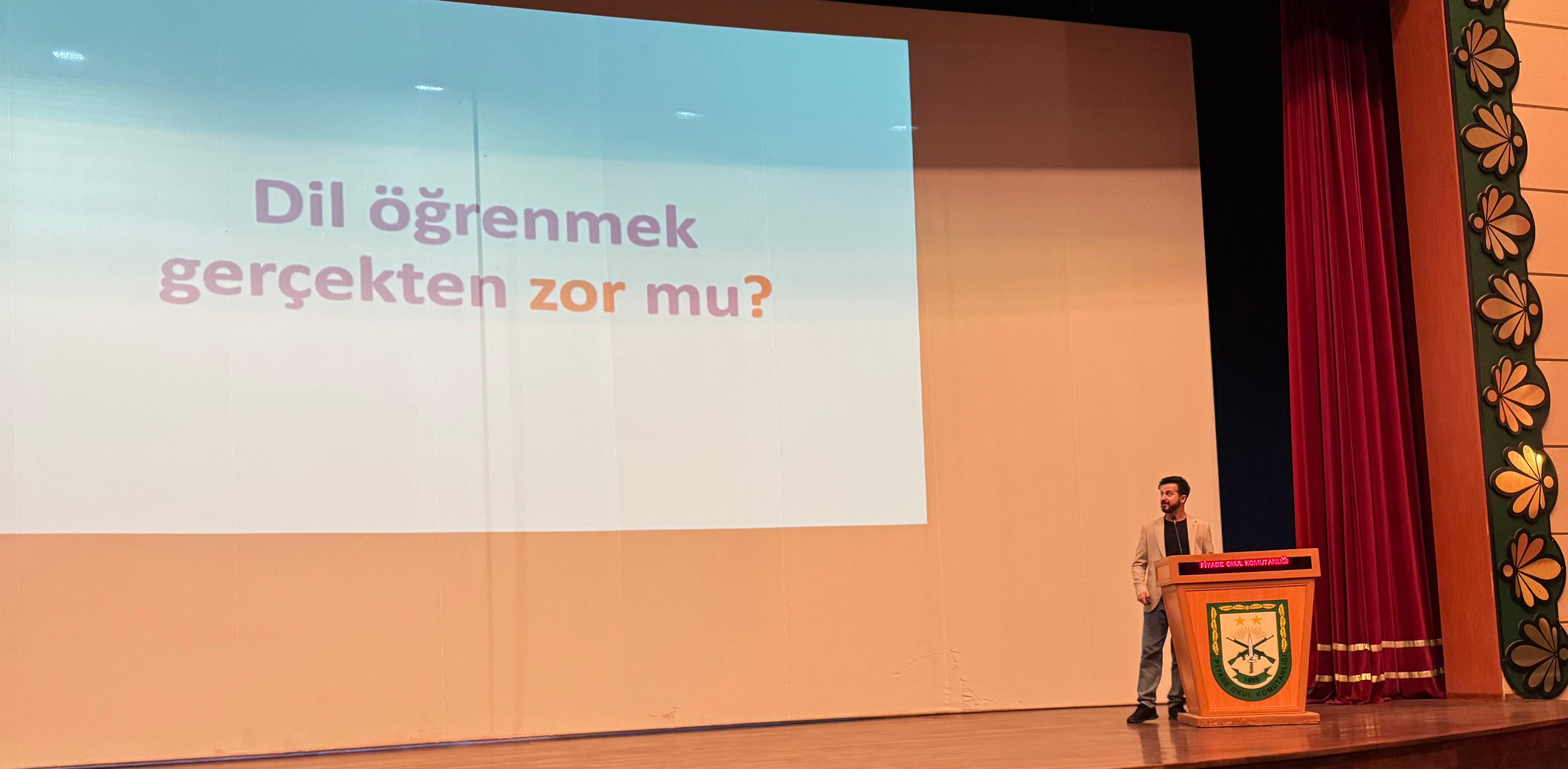 “O Dilde Düşünme Sanatı” Milli Savunma Üniversitesi’nin yetiştirdiği subaylar ile buluştu